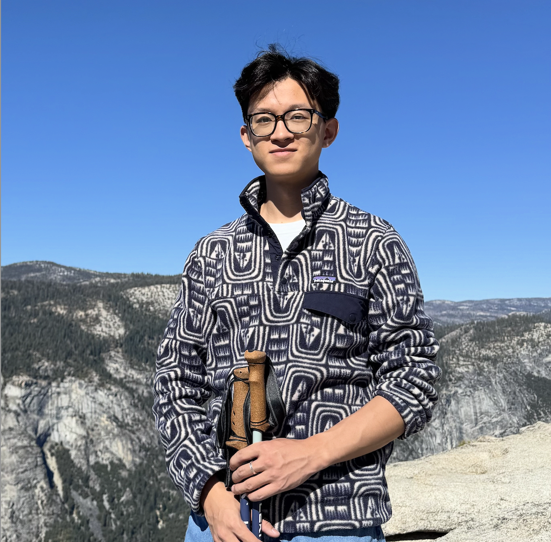 Portrait of Cooper Niu